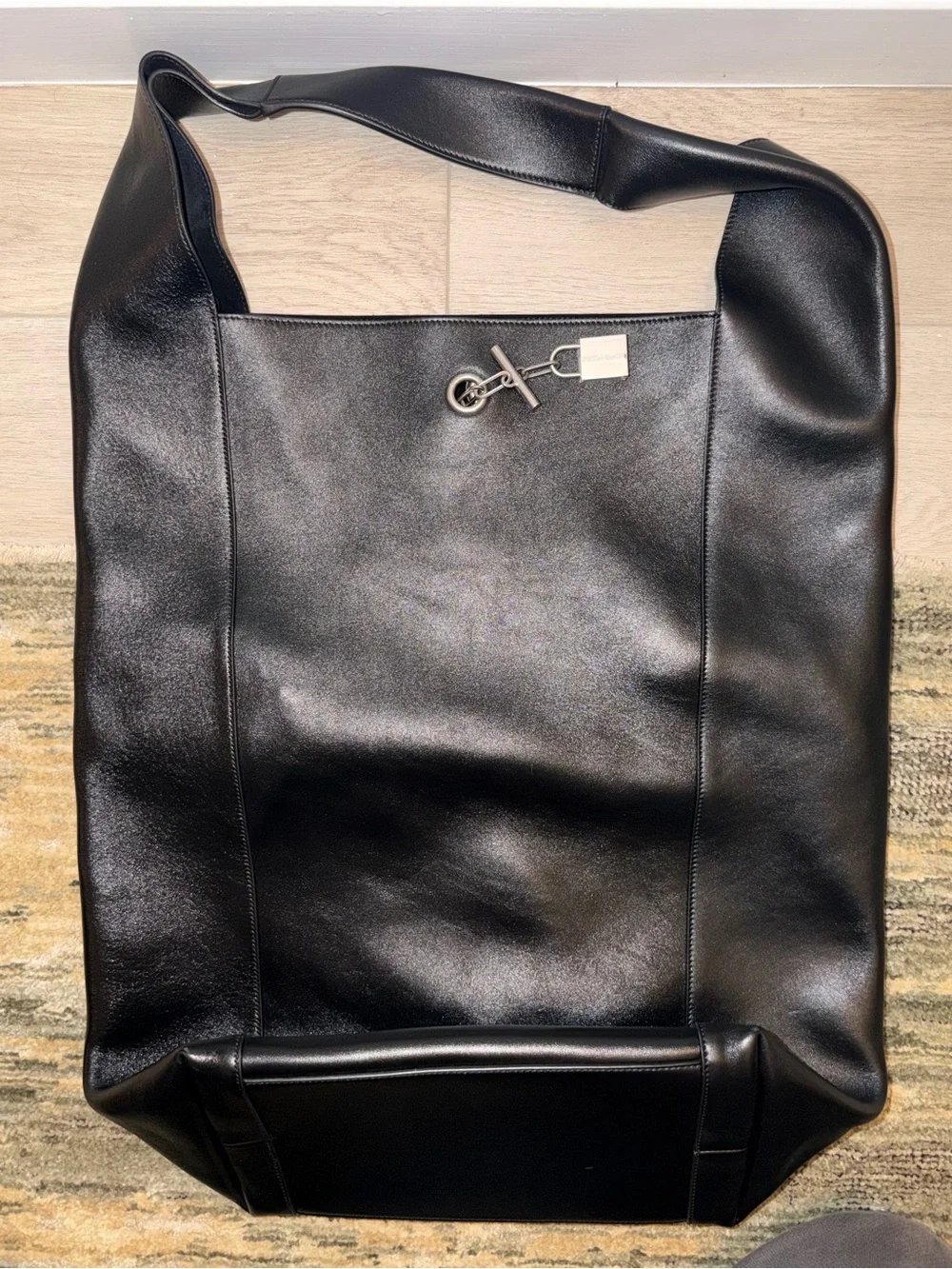 Saint Laurent compact black